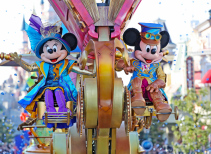 Disney Stars on Parade