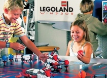 LEGO® Education featuring MINDSTORMS™