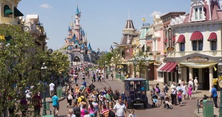 Disneyland Resort Paris – co dokładnie wchodzi w jego skład?