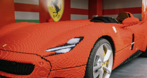 Ferrari zbudowane z klocków LEGO®? Poznaj Ferrari Build & Race